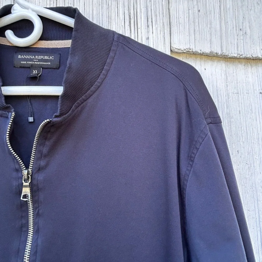 Banana Republic Luxe Touch Performance Navy Bomber Jacket Mens XL Made in India‎